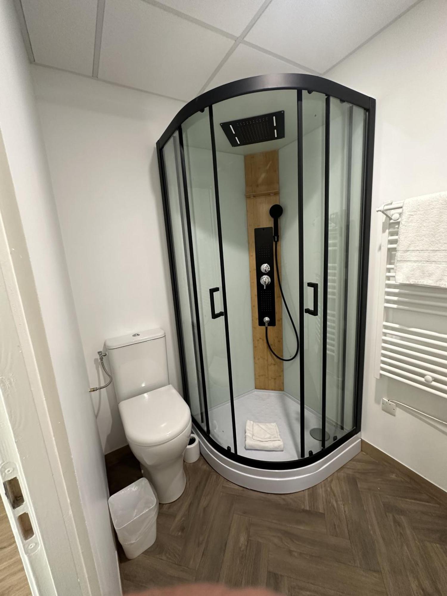 Studio Familial Du Cloitre Narbonne Dış mekan fotoğraf