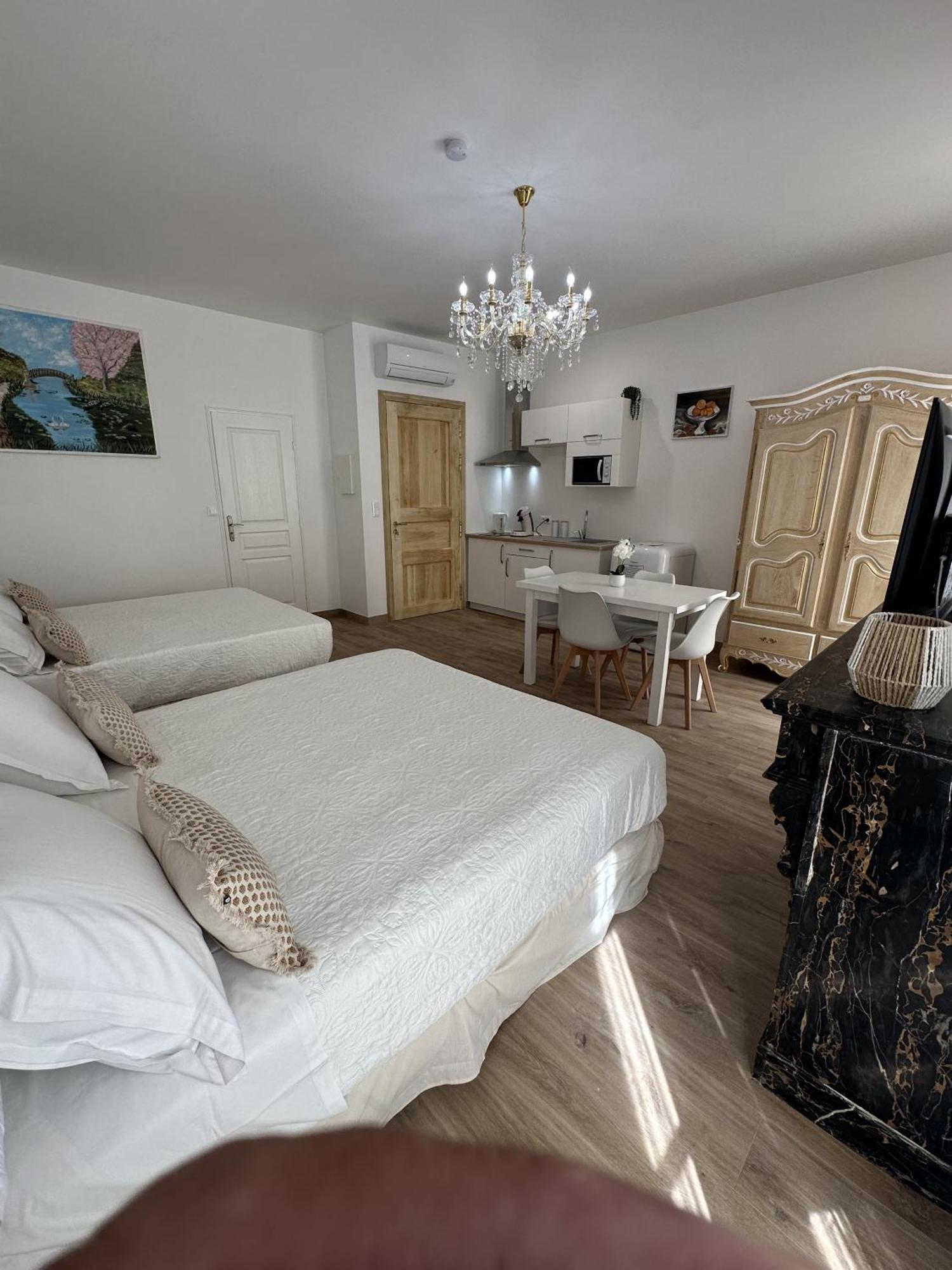 Studio Familial Du Cloitre Narbonne Dış mekan fotoğraf